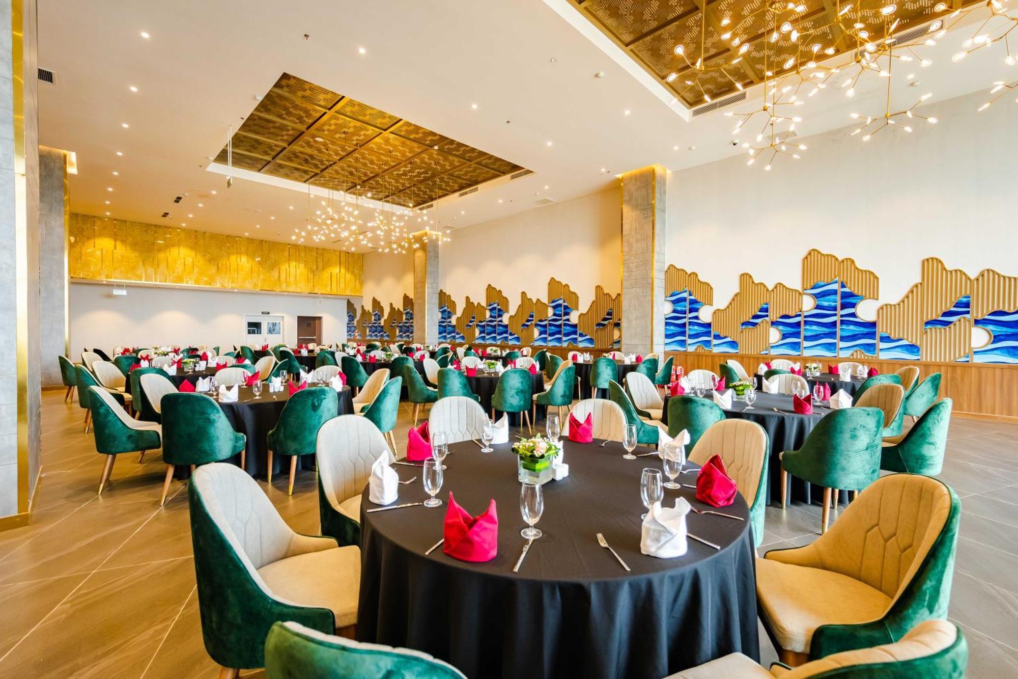 Muong Thanh Luxury Ha Long Centre II ภายนอก รูปภาพ